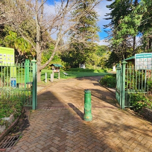Ardene Gardens Picnic