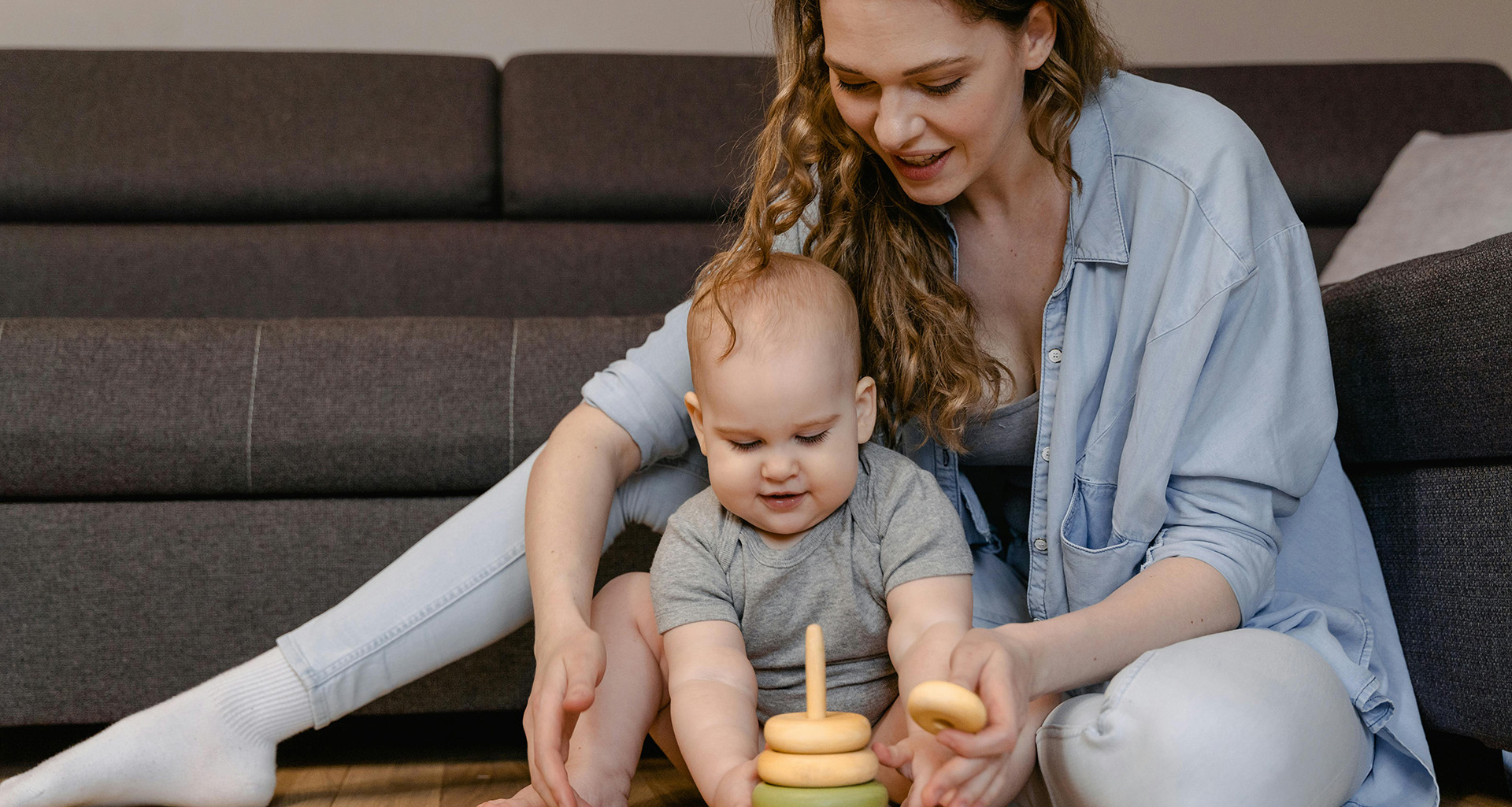 Holiday Nannies - Slider 1 - 1920x1025