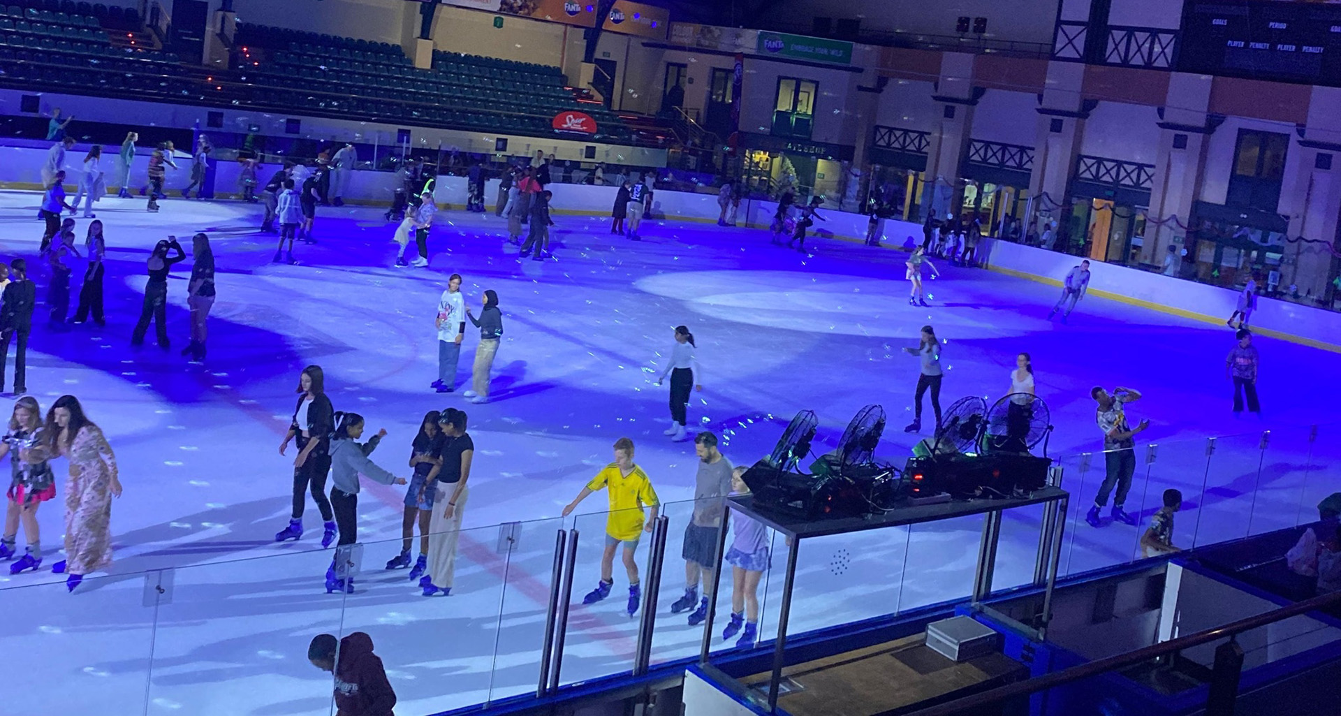 Ice Skating - Slider 1 - 1920x1025