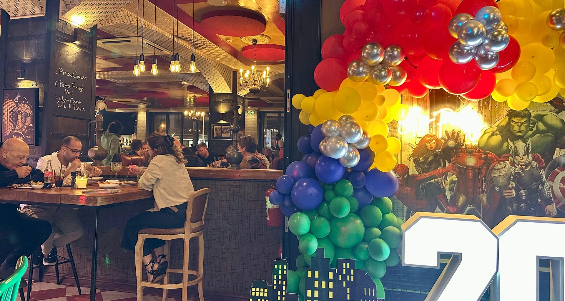 Vixi Social House - Slider 4 - 1920x1025