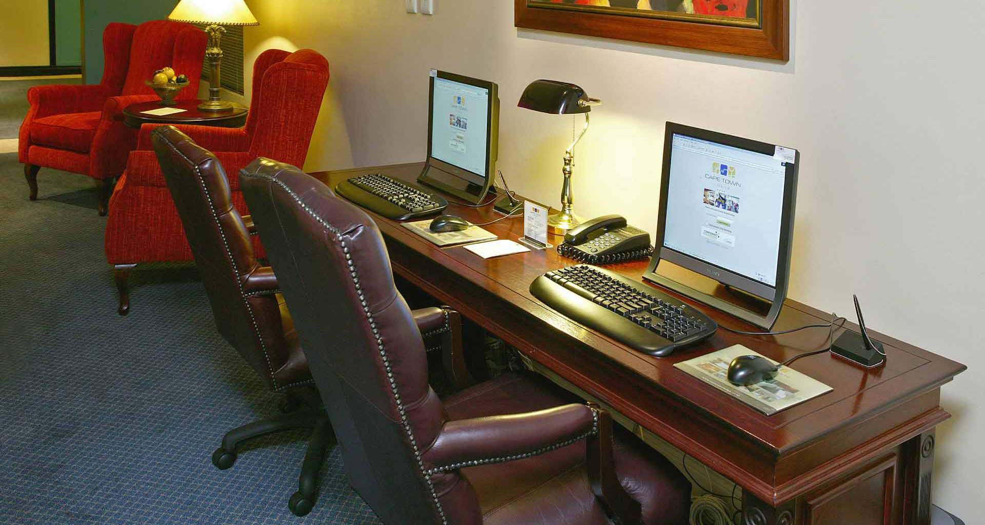 Cape Town Lodge - Workstations - 1920x1025