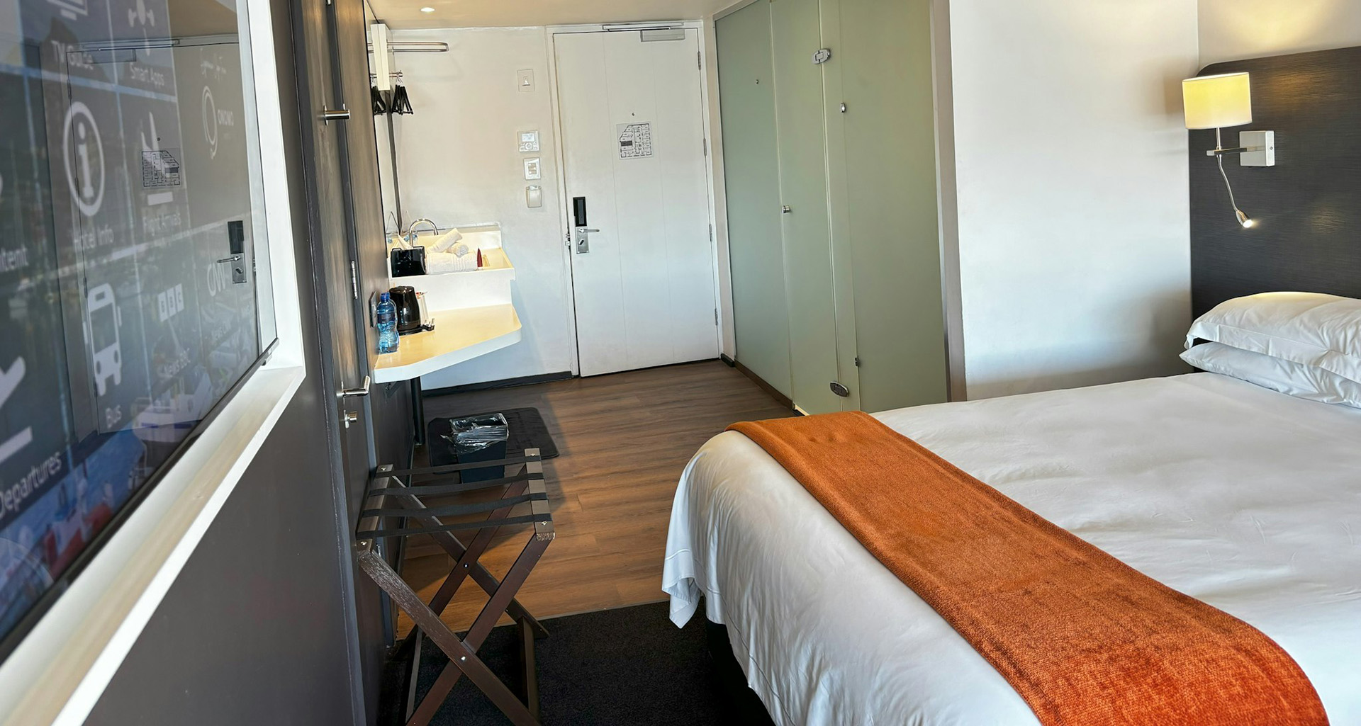 ONOMO Hotel Cape Town Waterfront Standard King Room