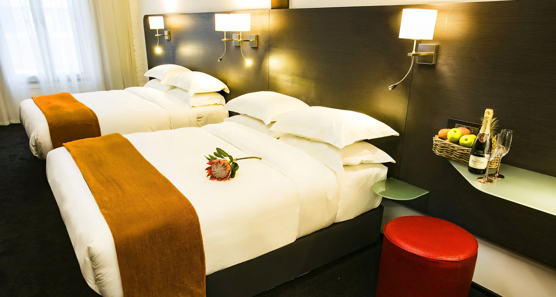 ONOMO Hotel Cape Town Waterfront Standard Twin Room